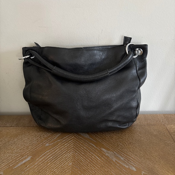 DUDU Black Pebbled  Leather Shoulder Handbag - Picture 1 of 6